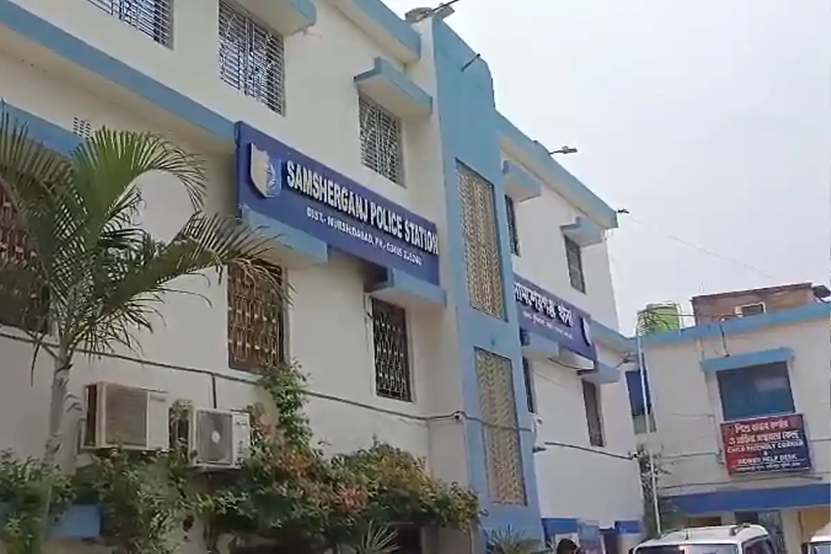 Murshidabad Samserganj police raid gambling den fake currency: समसेरगंज में जुए के अड्डे पर छापा, नकली नोट के साथ एक गिरफ्तार