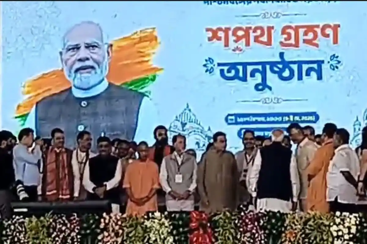 Kolkata Brigade Maidan Oath Ceremony Orange wave: कोलकाता के ब्रिगेड मैदान में शपथ समारोह के दौरान बड़ी संख्या में लोगों की मौजूदगी से पूरा मैदान भगवा रंग में नजर आया