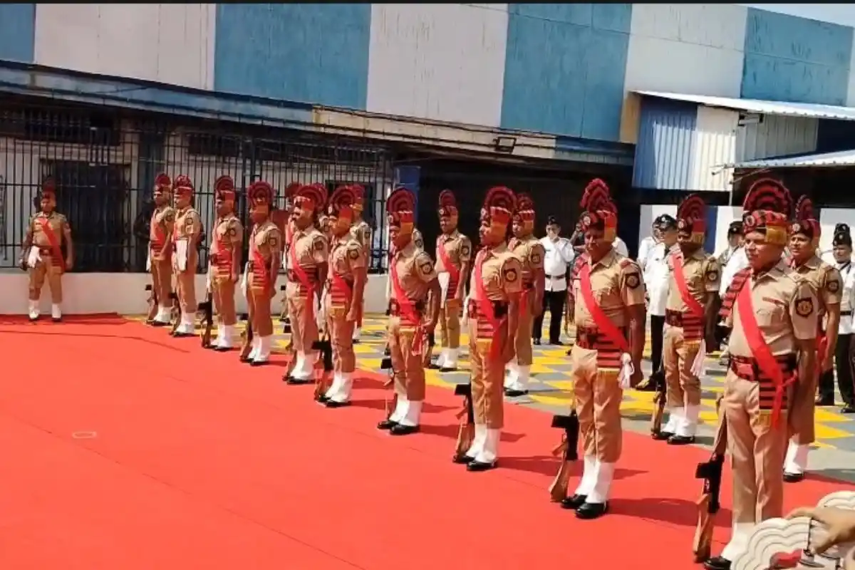 Nabanna saffron lights West Bengal: गेरुआ रोशनी में नजर आया नवान्न, बदलते राजनीतिक माहौल पर तेज हुई चर्चा
