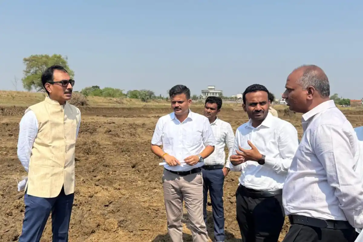 Maharashtra jal sanrakshan abhiyan Nagpur: नागपुर में तालाबों की सफाई और जलसंचय कार्यों को तेज करने के लिए सरकार ने शुरू किया बड़ा अभियान