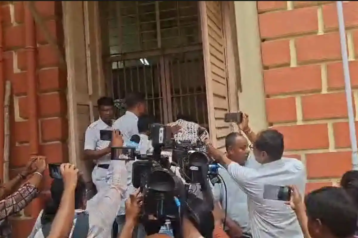 Garg Chattopadhyay Bengali Awaz Court statement: कोर्ट पहुंचकर बोले बंगालियों की आवाज दबाई जा रही है