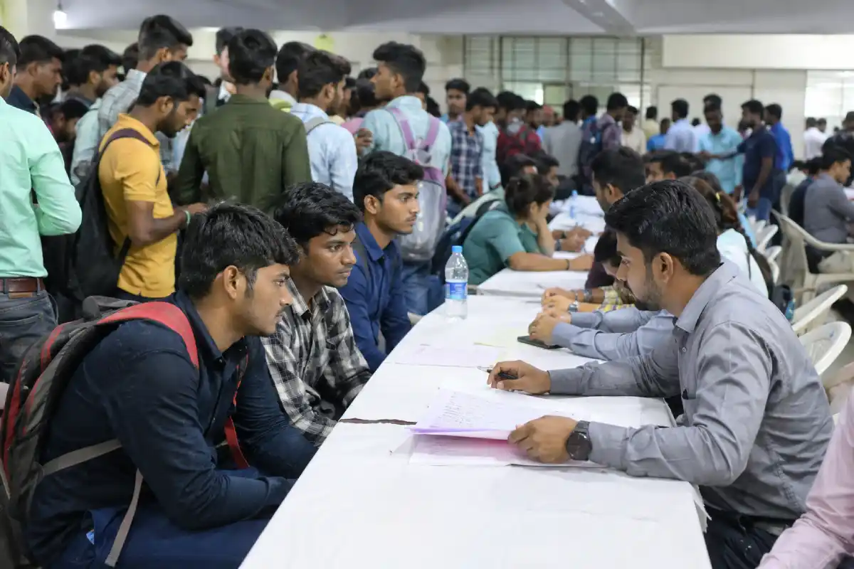 Nagpur automobile job fair May 15: युवाओं को नौकरी देने के लिए 15 मई को लगेगा विशेष रोजगार मेला