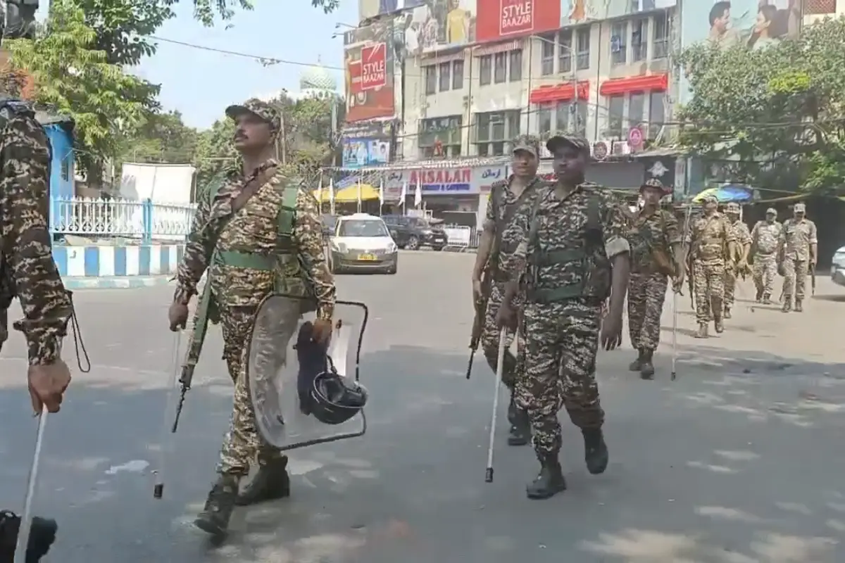 Park Circus Kolkata eviction violence 2026: कोलकाता के पार्क सर्कस में अवैध निर्माण हटाने पर बवाल, 38 गिरफ्तार, इलाके में केंद्रीय बल तैनात