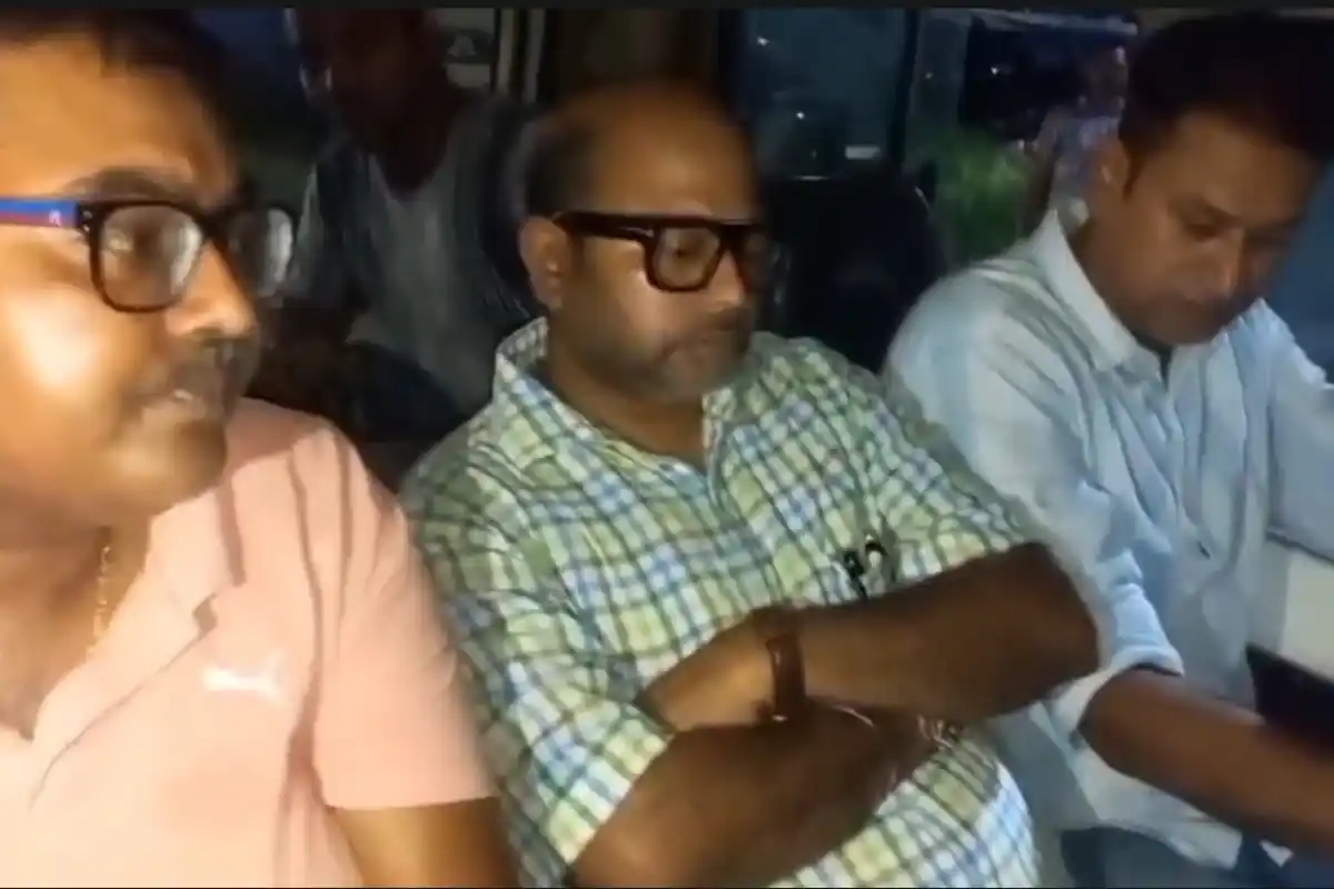 Trinamool councillor Ranjan Poddar arrested extortion case Bidhannagar: तोलाबाजी के आरोप में तृणमूल पार्षद रंजन पोद्दार गिरफ्तार
