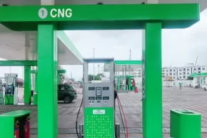 CNG Price Hike: महंगाई का नया झटका! पेट्रोल-डीजल के बाद अब सीएनजी भी हुआ महंगा, देखिए लेटेस्ट रेट