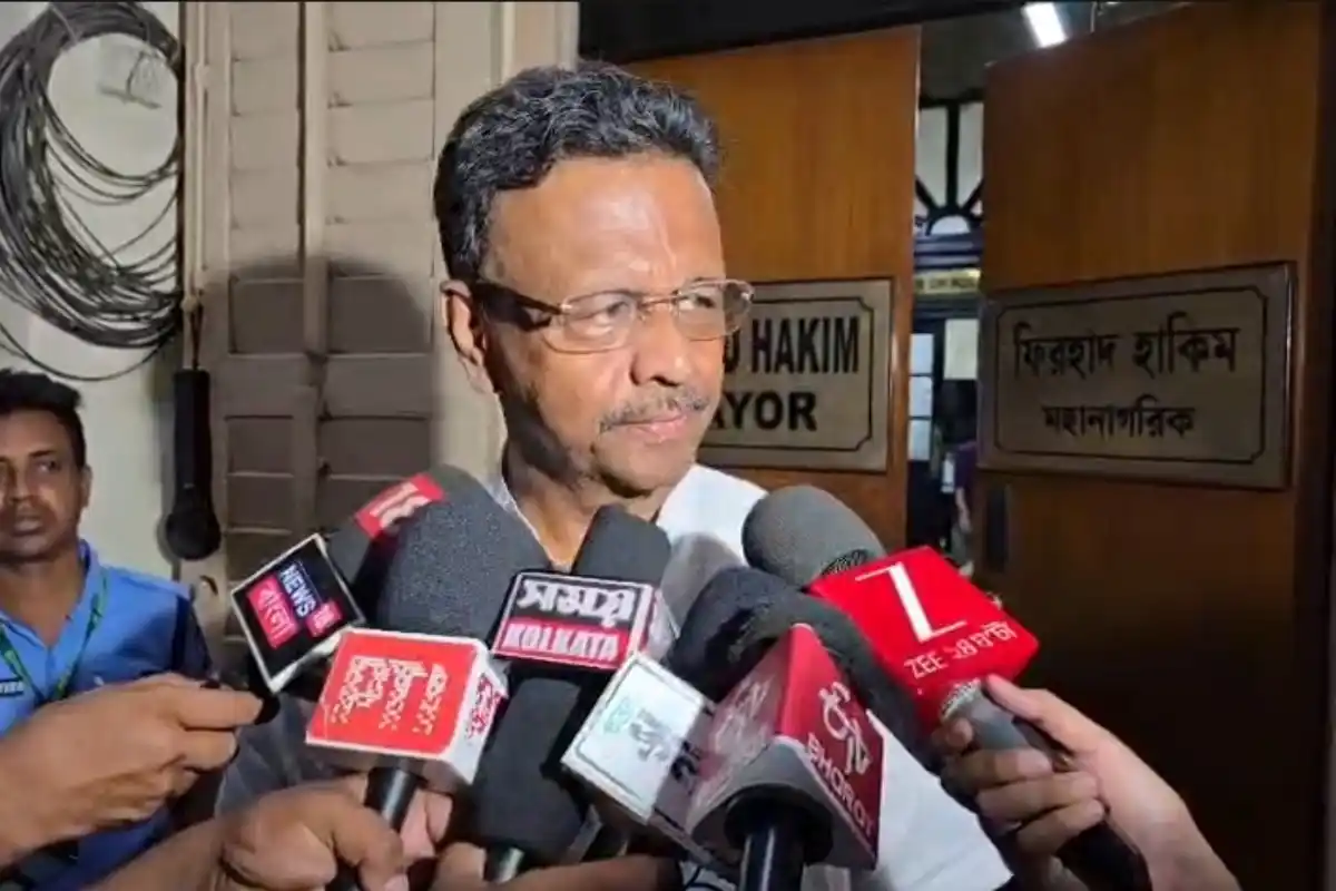 कोलकाता नगर निगम में मनाई गई नजरुल की जयंती, एकता और भाईचारे का दिया संदेश 16 Kazi Nazrul Islam 127th birth anniversary Kolkata Municipal Corporation: कोलकाता नगर निगम में मनाई गई नजरुल की जयंती, एकता और भाईचारे का दिया संदेश