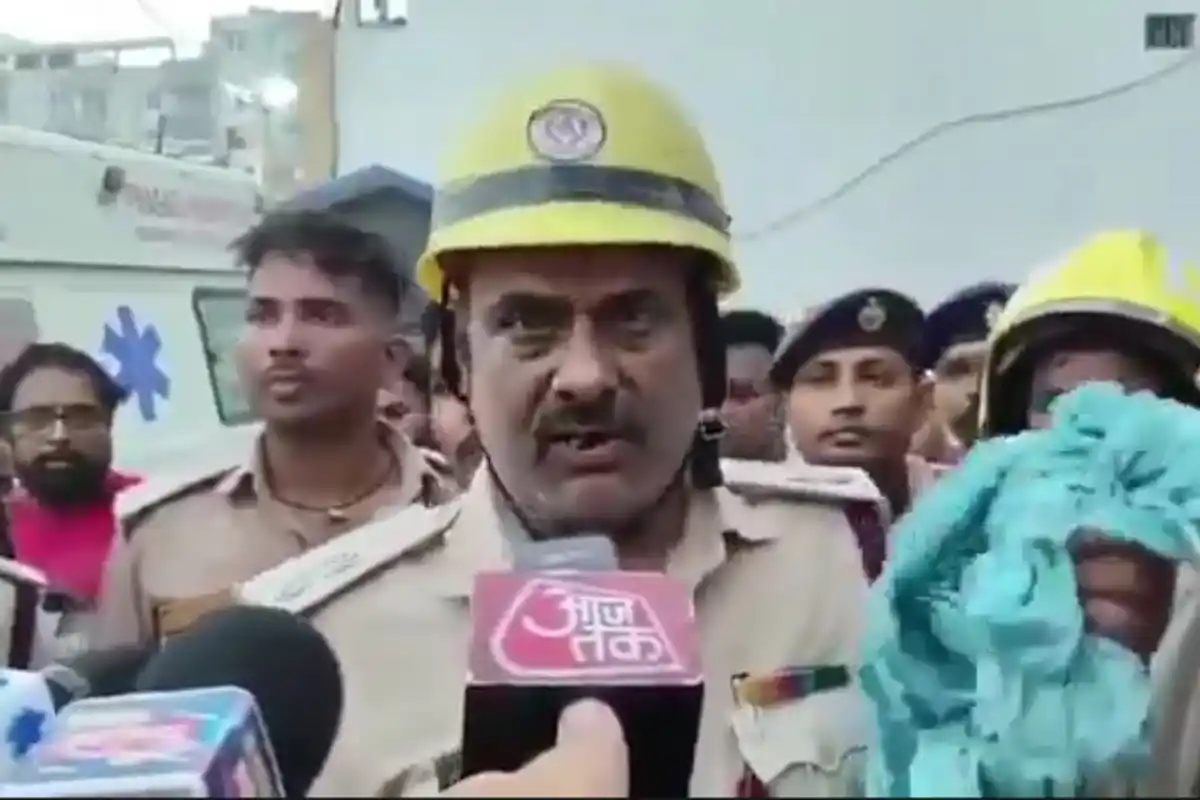 Muzaffarpur Hospital ICU Fire Deaths: मुजफ्फरपुर के अस्पताल में आईसीयू में लगी भीषण आग, चार मरीजों की मौत, कई अन्य घायल