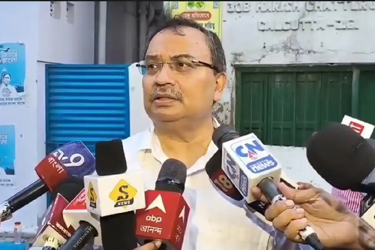 Firhad Hakim resigns as Kolkata Mayor: कोलकाता निगम में कामकाज प्रभावित होने के बीच फिरहाद हाकिम ने मेयर पद से इस्तीफा दिया