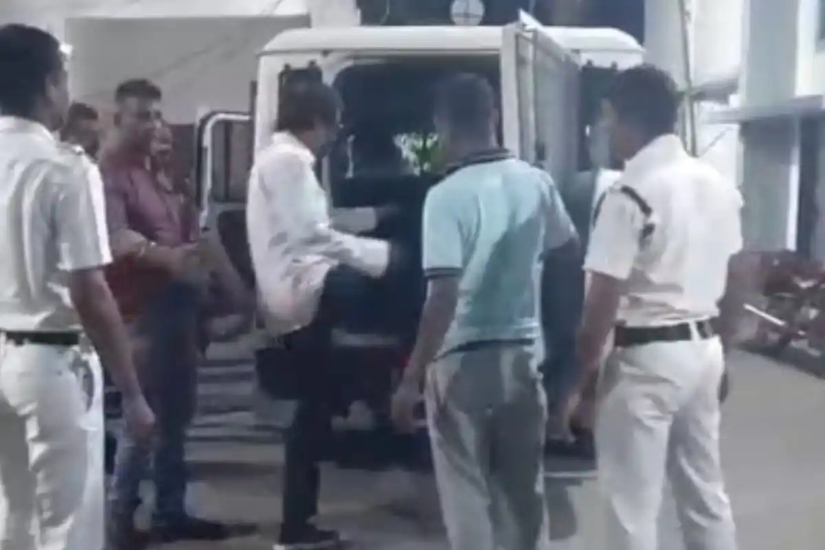 Swarup Biswas arrested Kolkata: पूर्व मंत्री के भाई स्वरूप विश्वास गिरफ्तार, आज अदालत में होगी पेशी