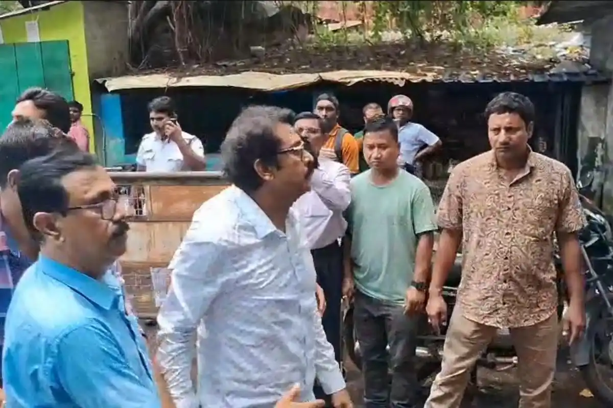 Swarup Biswas produced in Alipore Court Kolkata: अलीपुर अदालत में पेश किए गए स्वरूप विश्वास, मामले की सुनवाई पर रही सभी की नजर