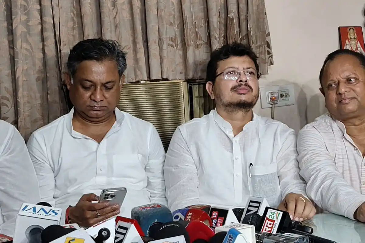 Priyanka Tibrewal TMC Sandipan Saha house attack Entally Kolkata: संदीपन साहा के घर के बाहर हुए हंगामे पर तृणमूल ने उठाए सवाल, कार्रवाई की मांग