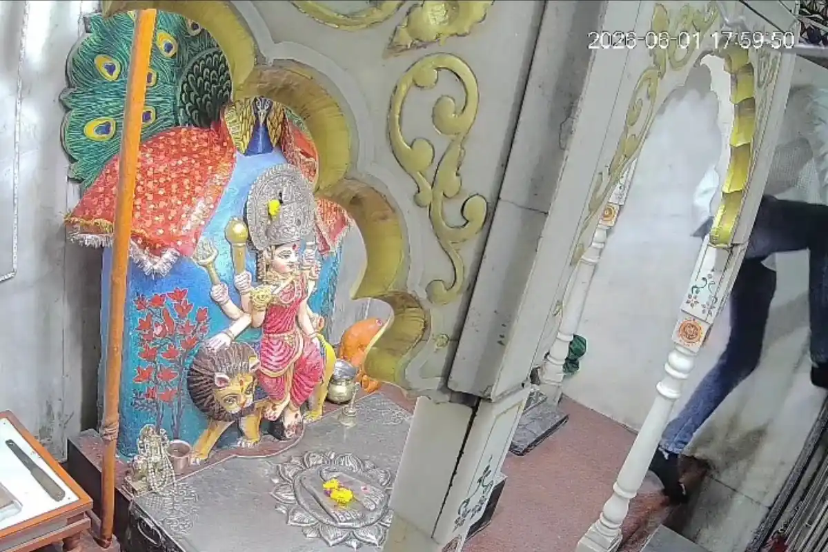 Nagpur temple gold necklace theft: माता के दर्शन के बाद सोने का हार चोरी करने वाले दो आरोपी गिरफ्तार