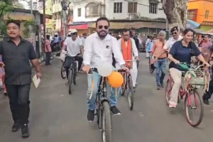 Kolkata News: बेहाला में विश्व साइकिल दिवस पर निकली रैली, पर्यावरण और स्वास्थ्य के प्रति लोगों को किया गया जागरूक