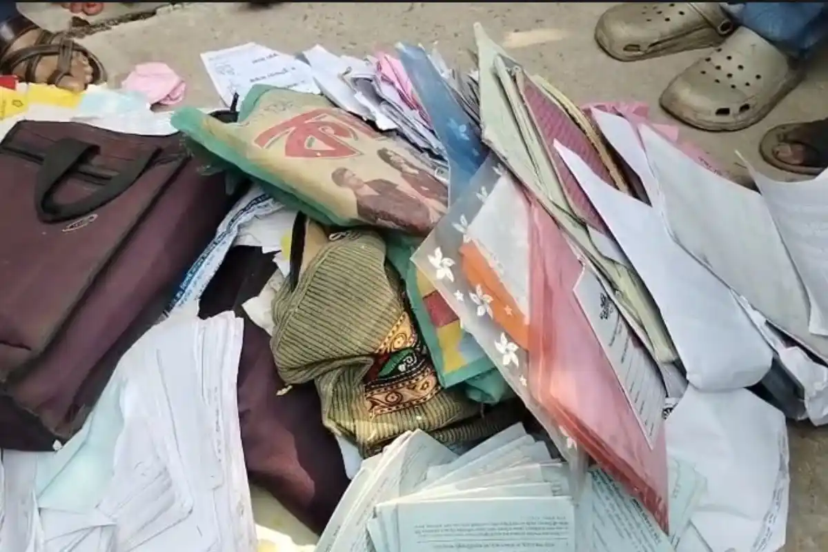 Howrah News: 100 दिन के काम के पैसे में गड़बड़ी के आरोप पर ग्रामीणों का गुस्सा, इलाके में बढ़ा तनाव 15 Howrah Shyampur Trinamool leader 100 days work scheme corruption protest: 100 दिन के काम के पैसे में गड़बड़ी के आरोप पर ग्रामीणों का गुस्सा, इलाके में बढ़ा तनाव