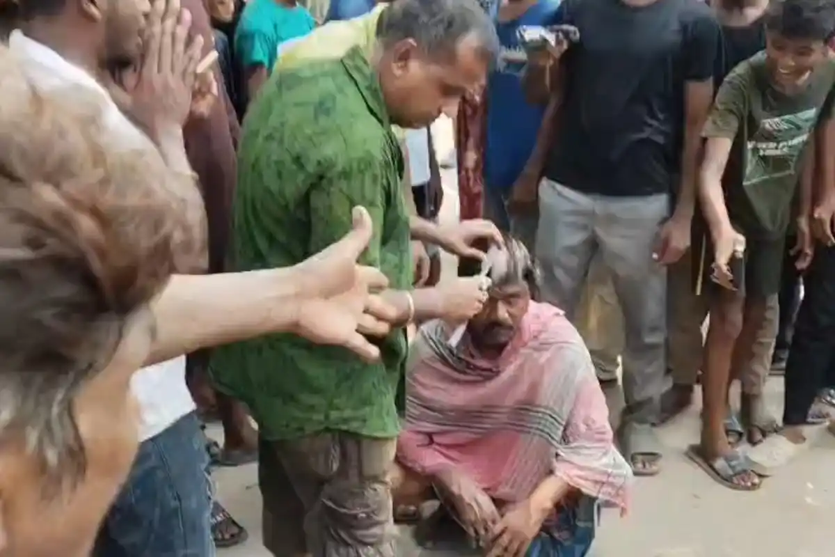 Howrah News: 100 दिन के काम के पैसे में गड़बड़ी के आरोप पर ग्रामीणों का गुस्सा, इलाके में बढ़ा तनाव 13 Howrah Shyampur Trinamool leader 100 days work scheme corruption protest: 100 दिन के काम के पैसे में गड़बड़ी के आरोप पर ग्रामीणों का गुस्सा, इलाके में बढ़ा तनाव