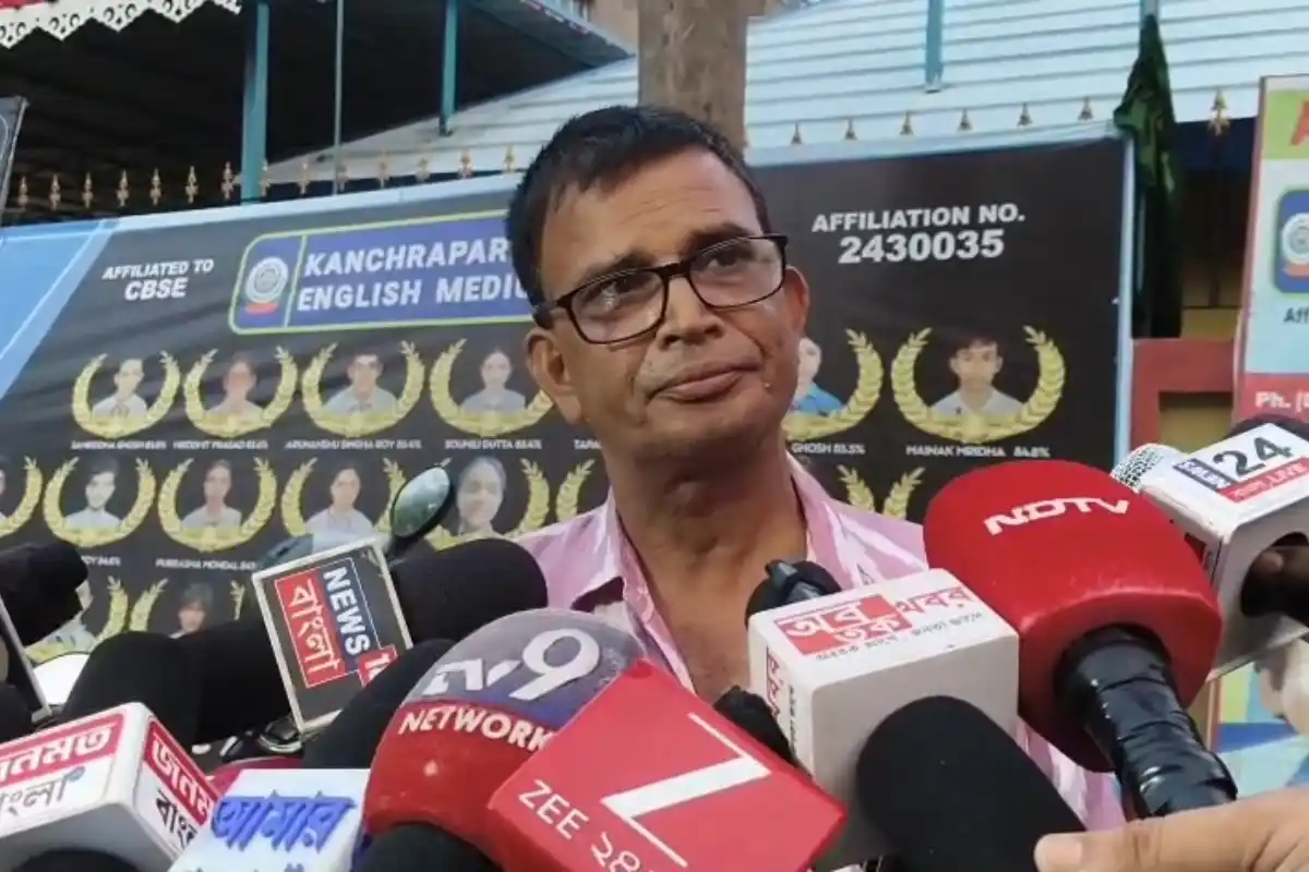 Kanchrapara School Crore cash recovery: कांचरापाड़ा के स्कूल के बंद कमरे से 1 करोड़ 77 लाख रुपये बरामद, पुलिस ने दो लोगों को हिरासत में लिया