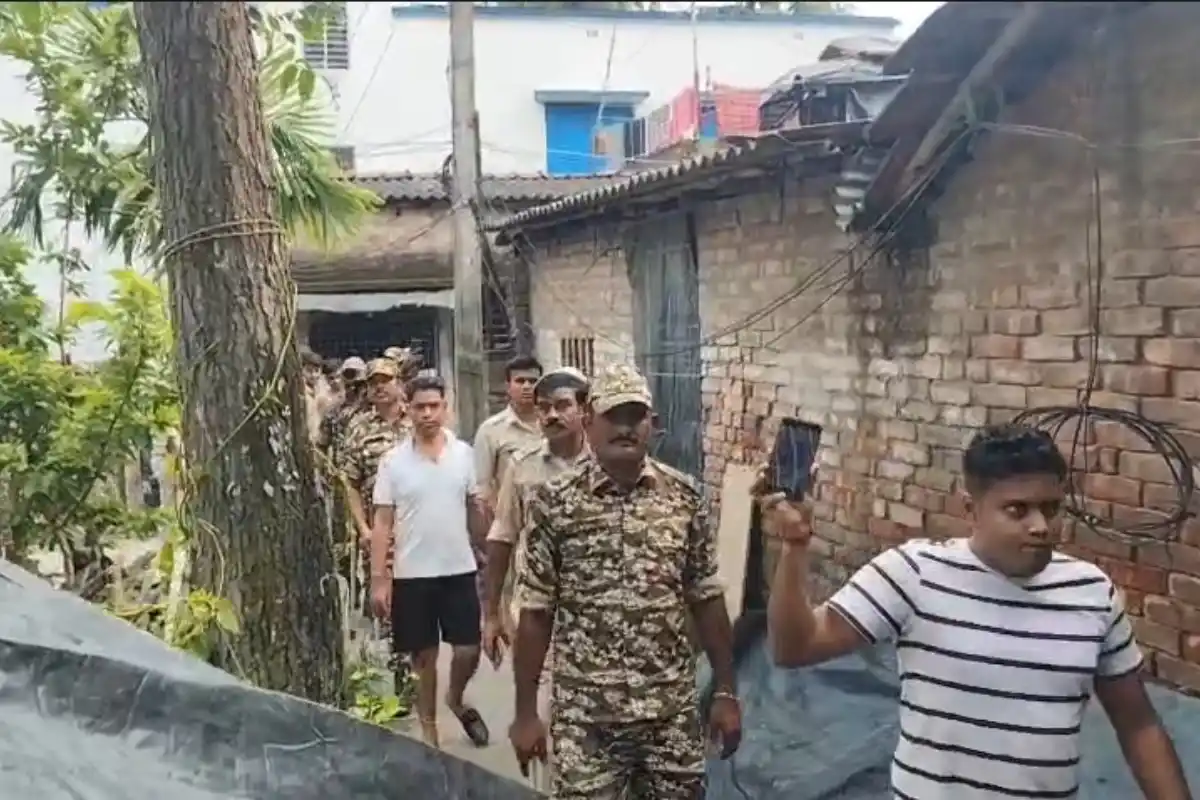 Jahangir Khan Diamond Harbour police crime scene reconstruction: डायमंड हार्बर में गिरफ्तार जाहांगीर को घटनास्थल पर ले जाकर पुलिस ने जांच की प्रक्रिया को आगे बढ़ाया