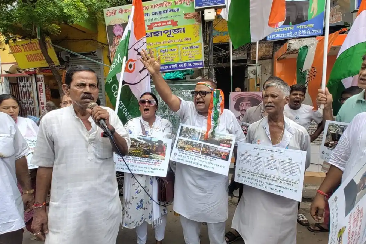 Kolkata hawker eviction rehabilitation protest: पुनर्वास के बिना हकारों को हटाने के विरोध में मध्य कोलकाता में निकली रैली