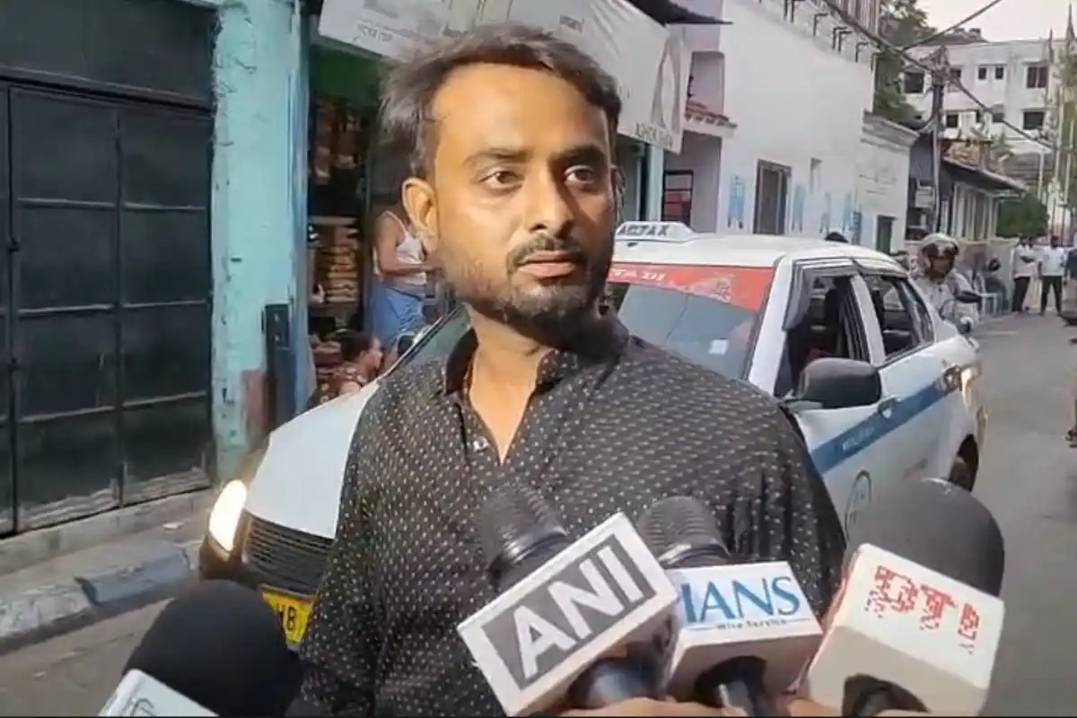 Kunal Ghosh egg attack Kalighat Kolkata: कालीघाट में ममता बनर्जी के घर के बाहर कुनाल घोष पर फेंका गया अंडा, राजनीतिक हलकों में चर्चा तेज