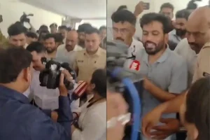 Abhijeet Deep Cockroach Party Nagpur press conference NEET scam: नागपुर में प्रेस कांफ्रेंस के दौरान शिक्षा मंत्री के इस्तीफे की मांग, 20 जून को दिल्ली में आंदोलन का ऐलान