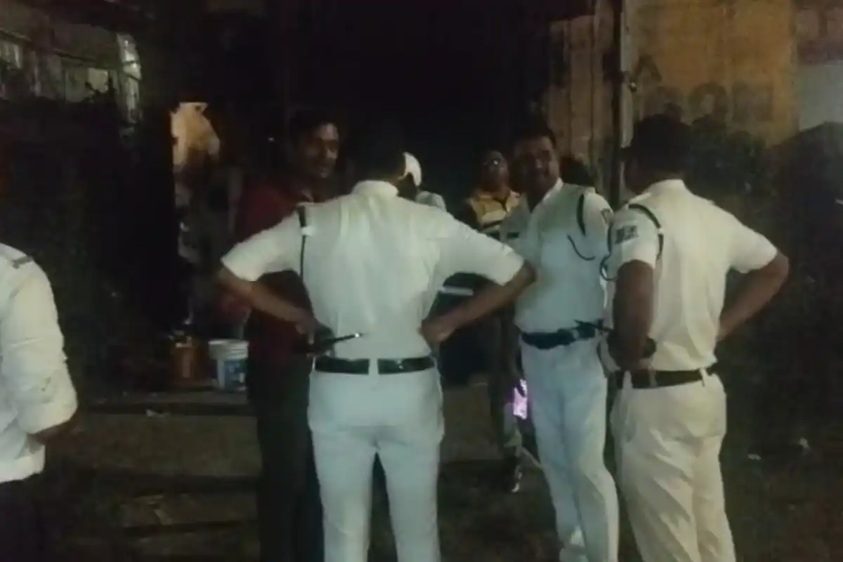 Howrah TMC Party Office Fire: हावड़ा में तृणमूल के पार्टी कार्यालय में आग, भाजपा समर्थित लोगों पर लगा आरोप