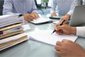 Maharashtra IAS officers transfer: महाराष्ट्र सरकार ने तीन वरिष्ठ आईएएस अधिकारियों के तबादले किए, कई विभागों में नई जिम्मेदारियां सौंपी