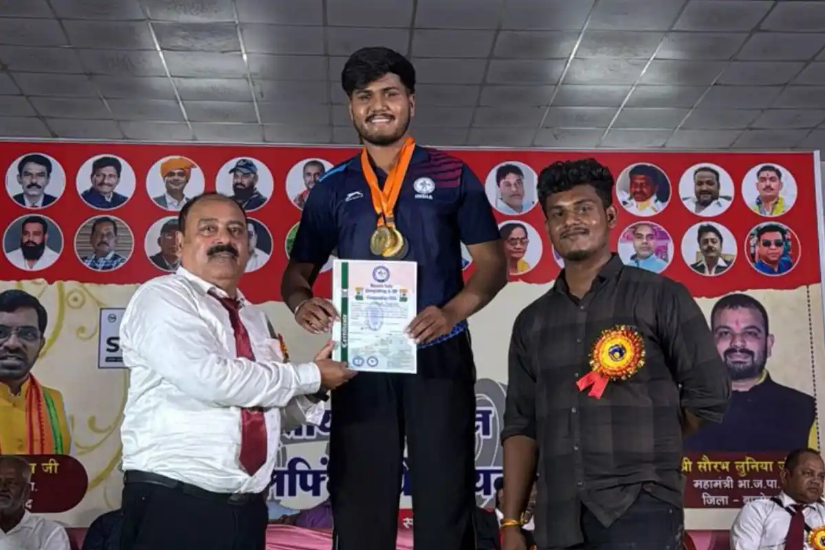 Chhattisgarh News: पश्चिम विभागीय राष्ट्रीय प्रतियोगिता में महाराष्ट्र के खिलाड़ियों का शानदार प्रदर्शन, कई स्वर्ण और रजत पदक जीते