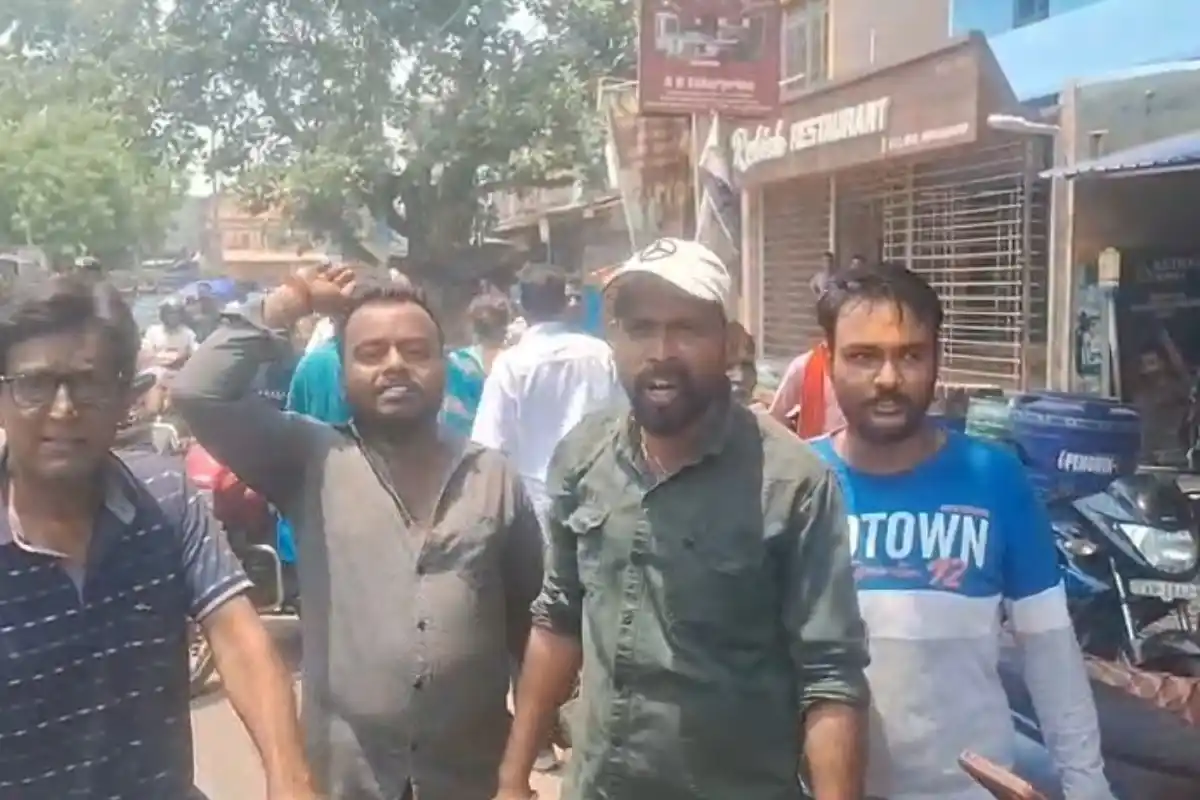 Salanpur TMC leader police custody road show controversy: पुलिस हिरासत में तृणमूल नेता को सड़क पर चलाने की घटना से बढ़ा विवाद, सालानपुर में राजनीतिक बयानबाजी तेज