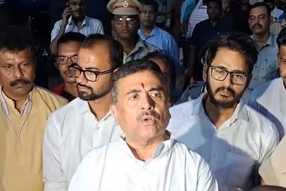 Bagnan BJP worker Prashant De family aid: बागनान भाजपा कार्यकर्ता के परिवार से मिलीं मुख्यमंत्री, 5 लाख रुपये की मदद और बड़ी बेटी को नौकरी देने की घोषणा