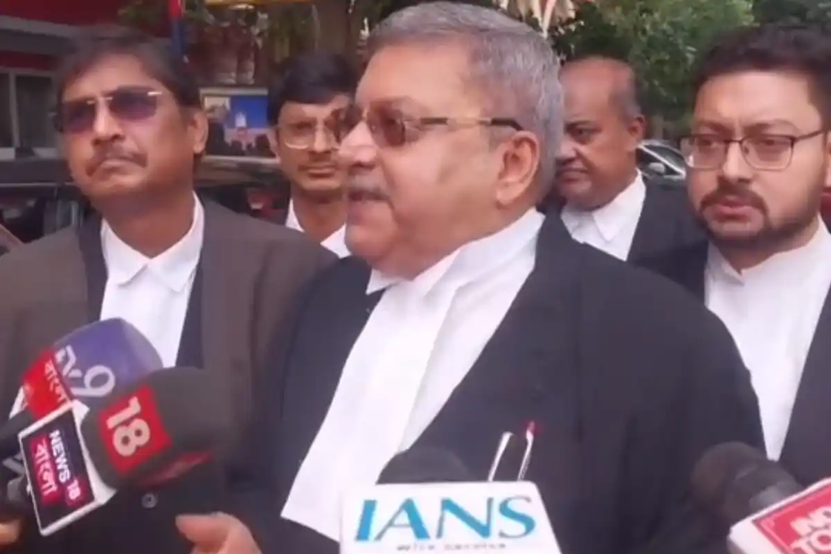 Kalyan Banerjee High Court reaction West Bengal: हाईकोर्ट में कल्याण बनर्जी ने राज्य में अंडे फेंकने और हथकड़ी लगाकर घुमाने की घटनाओं पर अपनी प्रतिक्रिया दी