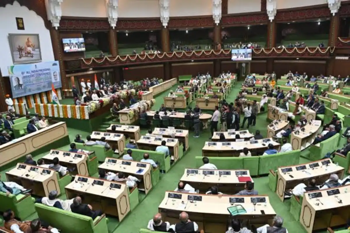 नागपुर में कचरा ठेकेदारों की जांच पूरी, दोषियों पर होगी कार्रवाई; विधानसभा में उठा बाढ़ मुआवजे का मुद्दा