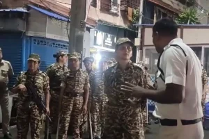 Mamata Banerjee Kalighat security Baruipur visit: कालीघाट स्थित घर के बाहर बढ़ी सुरक्षा, बारुईपुर जाने की चर्चा पर नजर