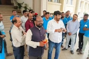 Nagpur Orange City Water Works 42 contract workers reinstatement demand: ऑरेंज सिटी वॉटर वर्क्स के 42 संविदा कर्मचारियों को फिर से काम पर रखने की मांग तेज