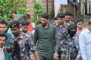 Naushad Siddiqui Baruipur Suryapur Visit: बारुईपुर के सूर्यपुर में रिमी खातून के घर पहुंचे नौशाद सिद्दीकी
