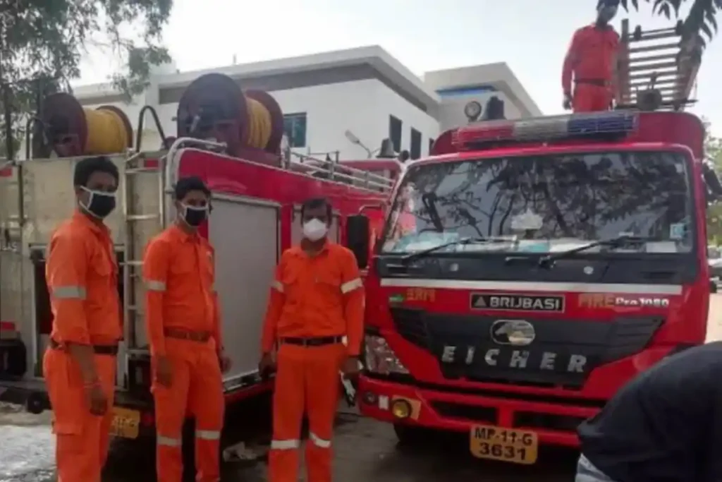 Vidarbha Fireman Recruitment CM Devendra Fadnavis Demand: विदर्भ के युवाओं को मौका देने के लिए फायरमैन भर्ती पर जल्द फैसला करने की मांग