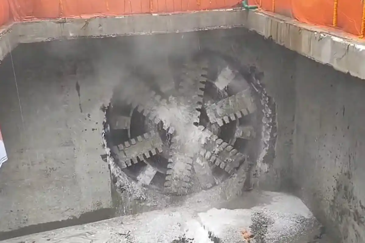 Joka Esplanade Metro TBM Durga breakthrough: जोका–एसप्लानेड मेट्रो परियोजना में टीबीएम 'दुर्गा' ने सुरंग निर्माण का महत्वपूर्ण चरण पूरा किया