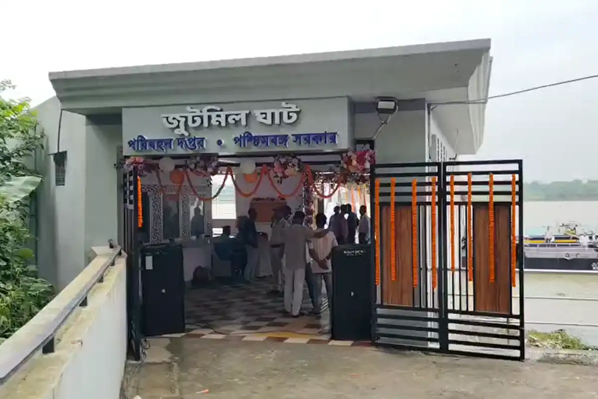 Halisahar pontoon jetty inauguration Hooghly river: हुगली नदी के किनारे दस नए पंटून घाटों का उद्घाटन, जल यात्रा को मिलेगा नया सहारा