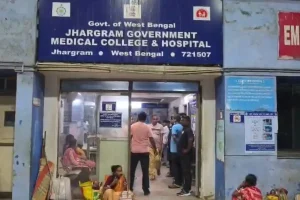 Jhargram CIF firing sand quarry workers injured: पूछताछ के दौरान अचानक चली गोली, झाड़ग्राम में दो बालू खदान कर्मी घायल, कोलकाता रेफर