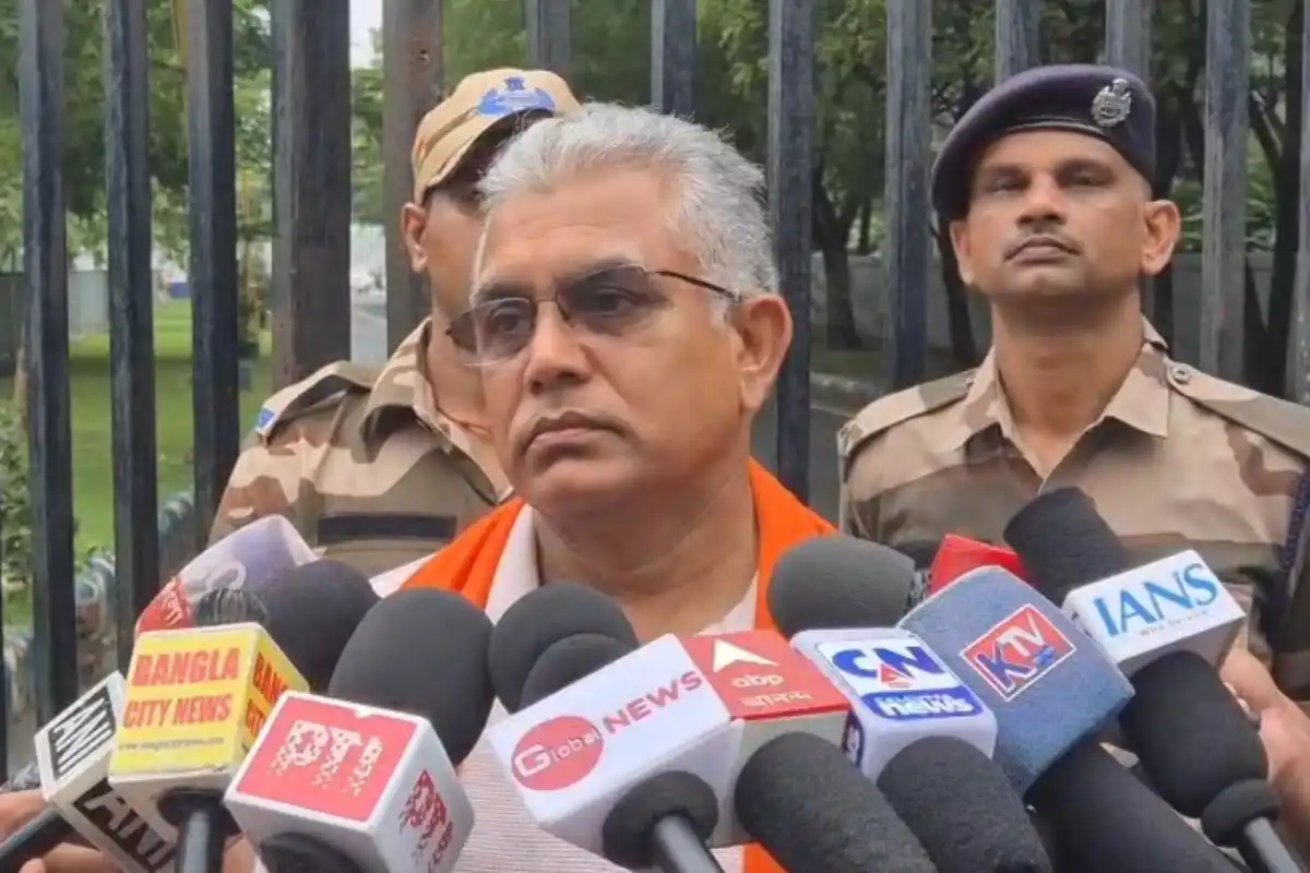Dilip Ghosh Sebashray FIR Reaction: सेबाश्रय एफआईआर से लेकर नगर निकाय, भर्ती, साइबर अपराध और अस्पताल व्यवस्था पर दिलीप घोष का बयान