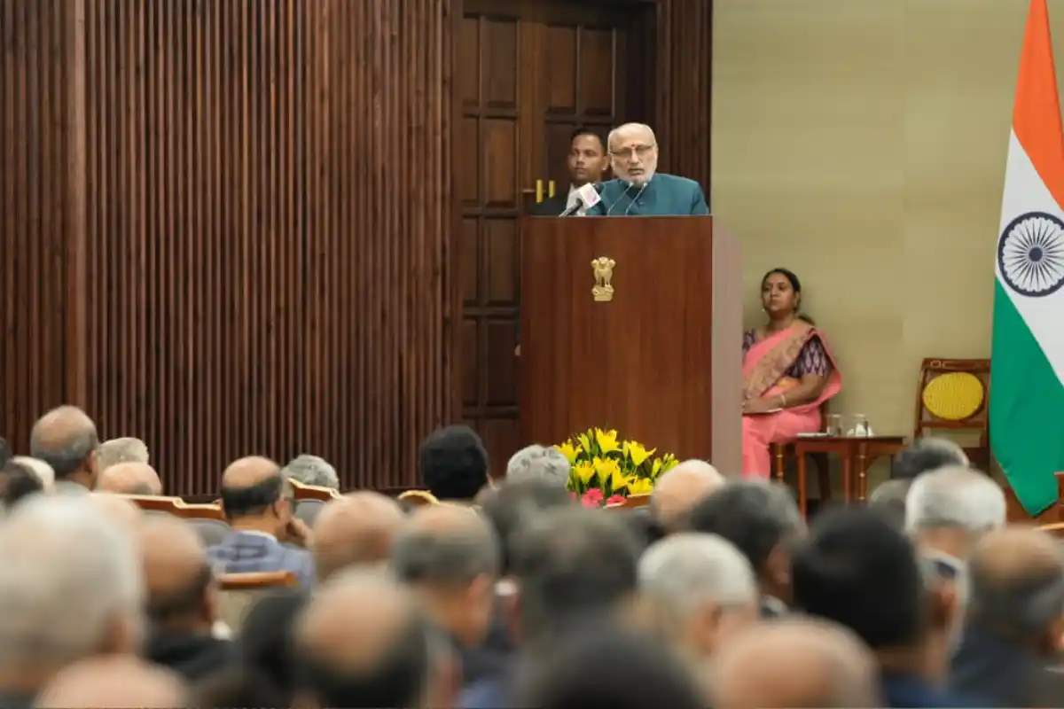 Vice President releases The Voice of Justice Justice Gavai Speaks book: नई दिल्ली में उपराष्ट्रपति ने न्यायमूर्ति बी. आर. गवई पर आधारित पुस्तक का विमोचन किया, संविधान और न्याय व्यवस्था की मजबूती पर दिया जोर