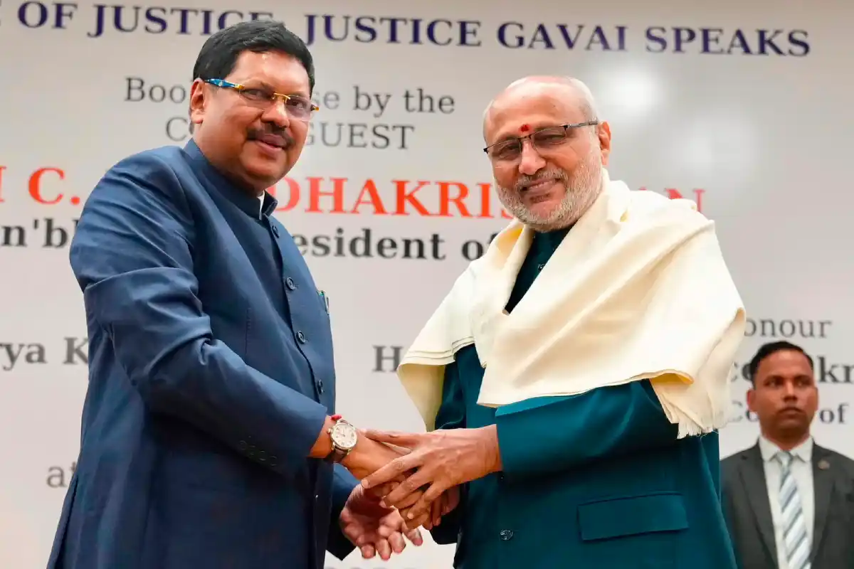 Vice President releases The Voice of Justice Justice Gavai Speaks book: नई दिल्ली में उपराष्ट्रपति ने न्यायमूर्ति बी. आर. गवई पर आधारित पुस्तक का विमोचन किया, संविधान और न्याय व्यवस्था की मजबूती पर दिया जोर