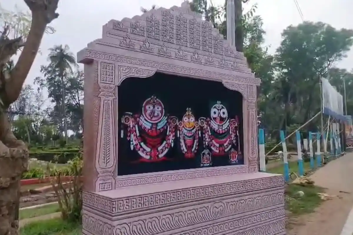 Kolkata Rath Yatra police security arrangements: कोलकाता में रथ यात्रा के लिए 2000 पुलिसकर्मियों की तैनाती, ड्रोन से निगरानी और सुरक्षा के खास इंतजाम