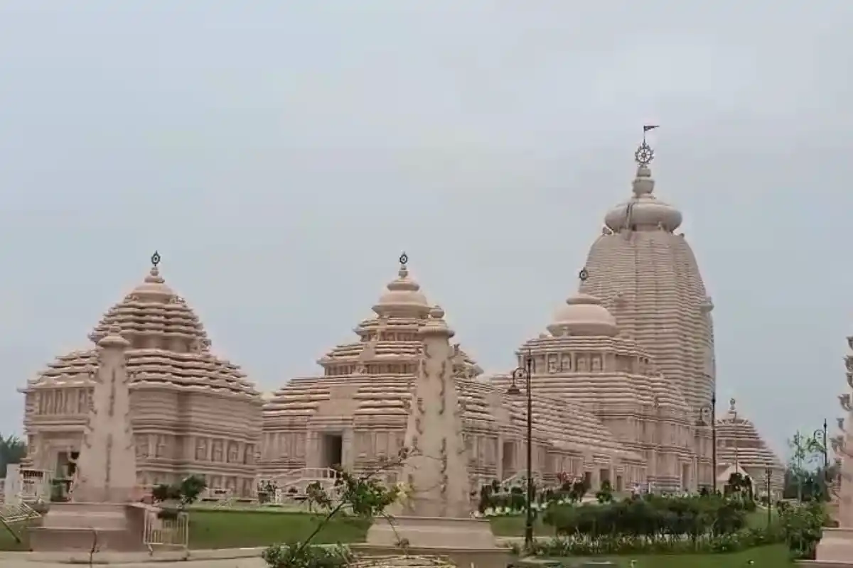 Kolkata Rath Yatra police security arrangements: कोलकाता में रथ यात्रा के लिए 2000 पुलिसकर्मियों की तैनाती, ड्रोन से निगरानी और सुरक्षा के खास इंतजाम