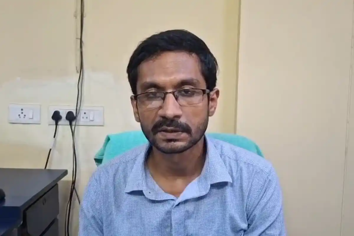 West Bengal Heavy Rain Low Pressure Alert: बंगाल में निम्न दबाव का असर बढ़ा, कई जिलों में भारी बारिश की चेतावनी, मछुआरों को समुद्र में नहीं जाने की सलाह