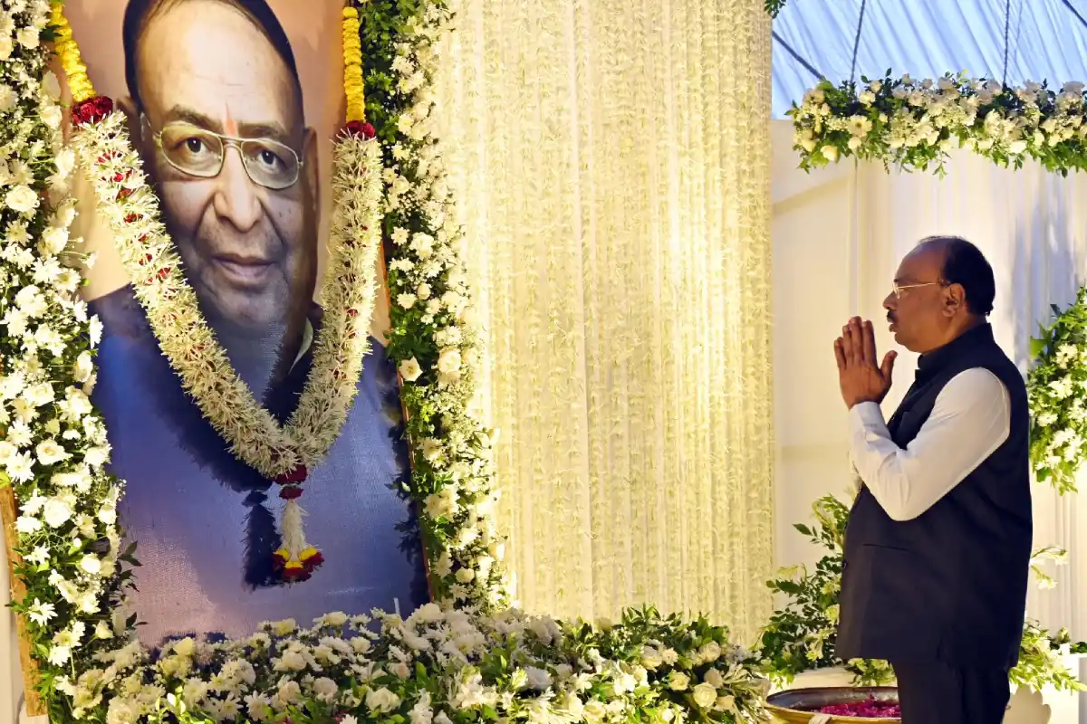 Baburao Tidke tribute meeting Nagpur: बाबूराव तिडके को श्रद्धांजलि, मुख्यमंत्री देवेंद्र फडणवीस ने उनके जनसेवा और सरल स्वभाव को याद किया