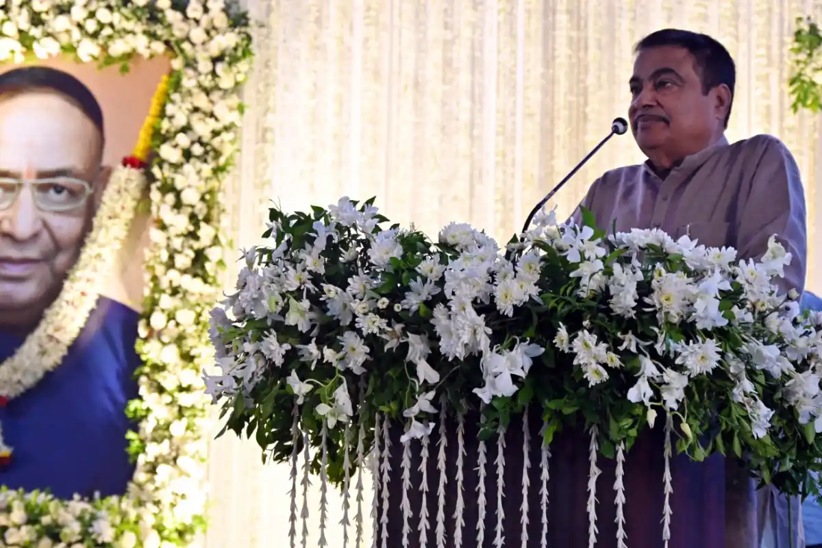 Baburao Tidke tribute meeting Nagpur: बाबूराव तिडके को श्रद्धांजलि, मुख्यमंत्री देवेंद्र फडणवीस ने उनके जनसेवा और सरल स्वभाव को याद किया