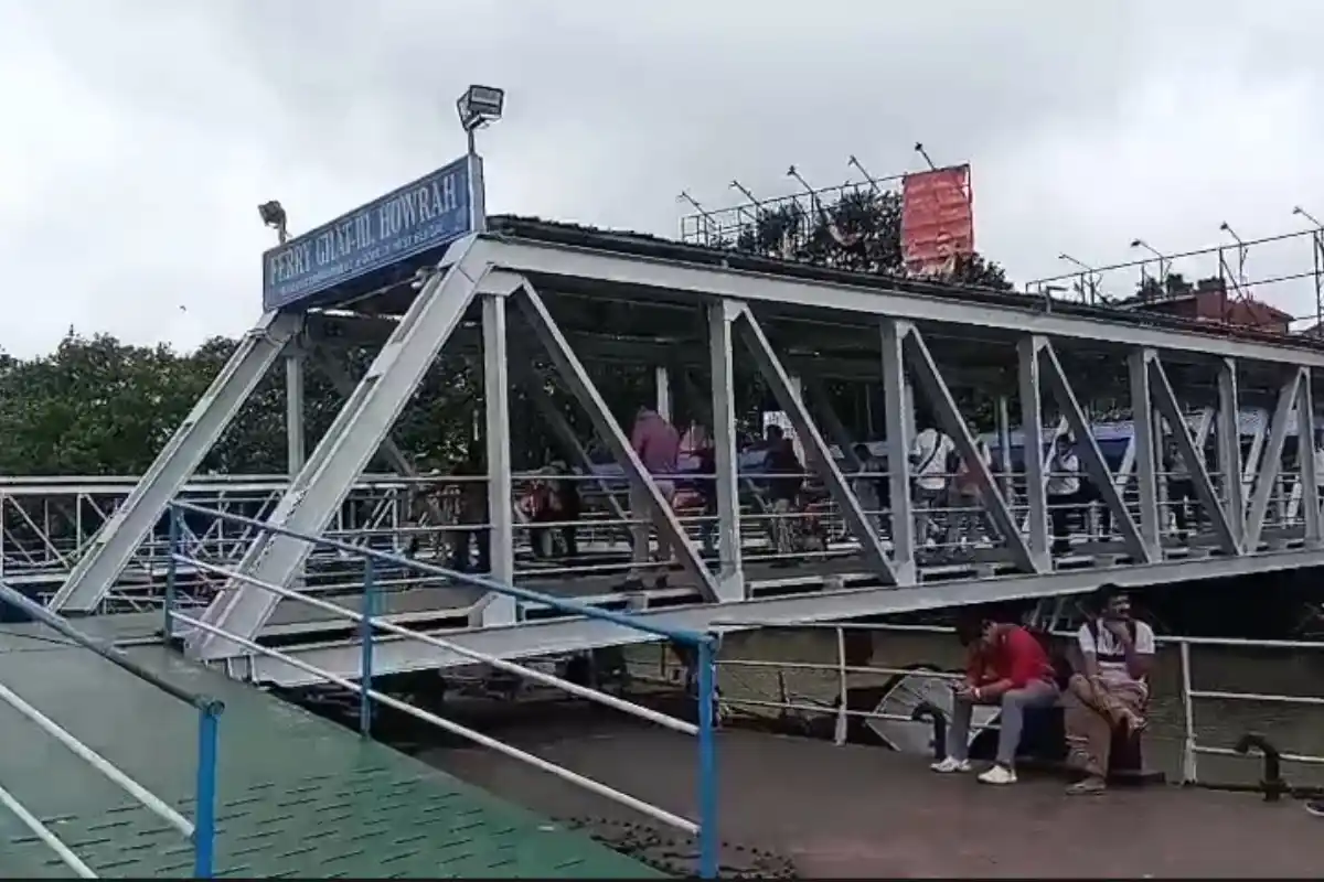 Howrah Station Ferry Ghat 21 July Rally Crowd Missing: हावड़ा स्टेशन और फेरीघाट पर नहीं दिखा 21 जुलाई का पुराना नजारा, खाली नजर आया इलाका