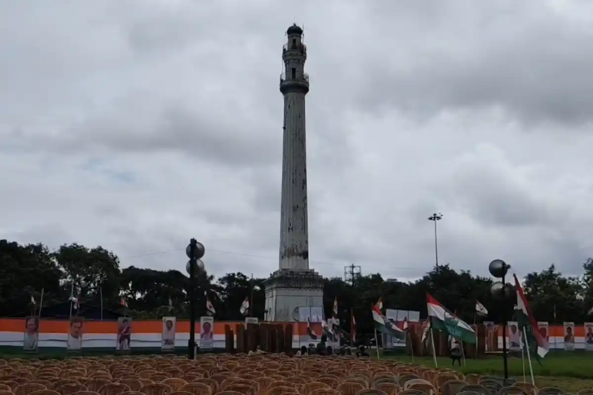 Congress Shaheed Diwas Rally 21 July Kolkata: कोलकाता में कांग्रेस की सभा, 21 जुलाई की यादों के साथ सजा मंच