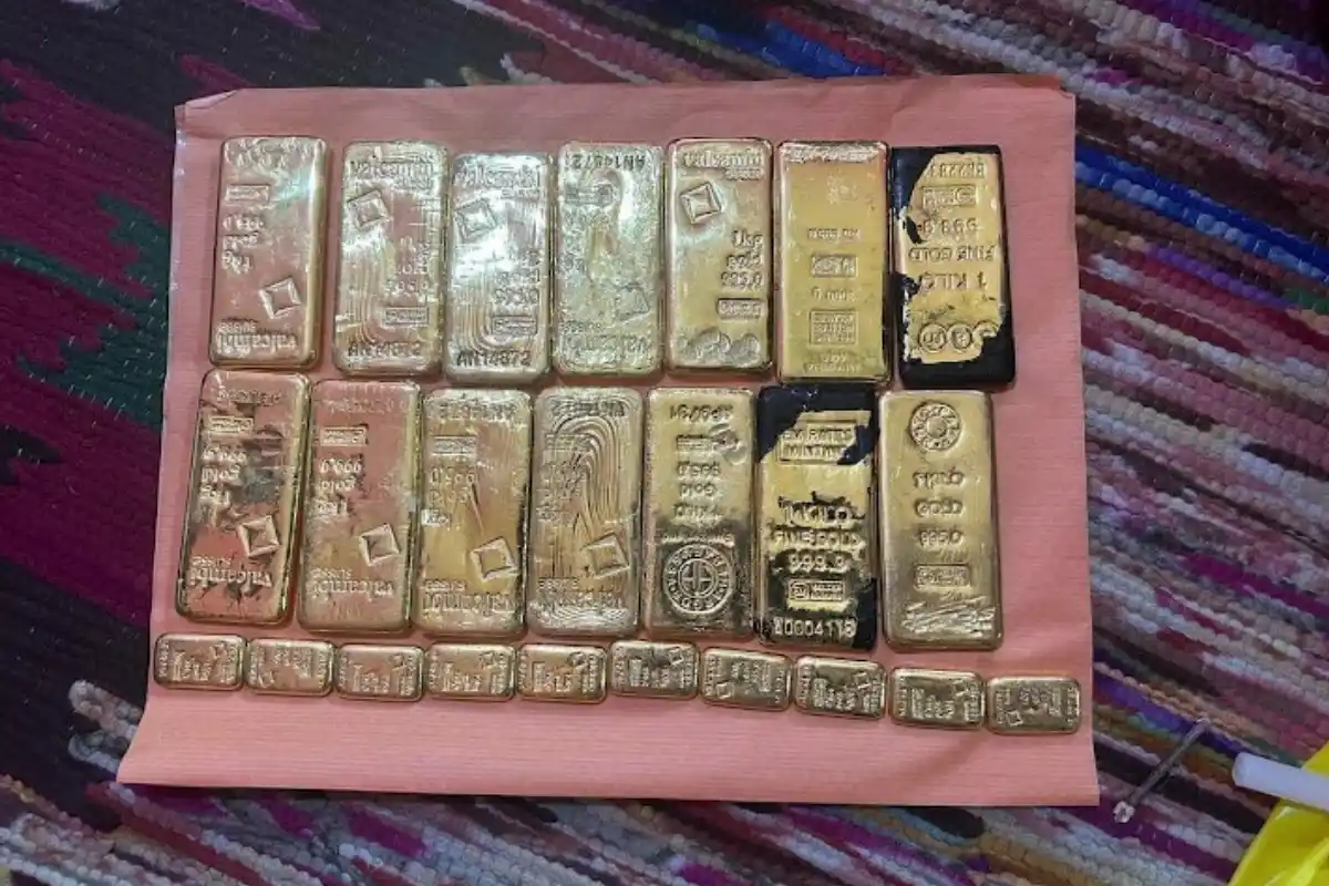 Birbhum illegal sand mafia raid cash gold recovery: बीरभूम में अवैध बालू कारोबार पर बड़ी कार्रवाई, 5.5 करोड़ रुपये नकद और 15 किलो सोना बरामद