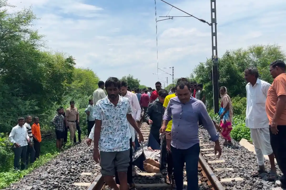 Saoner train accident two brothers death: सावनेर में रेलवे की चपेट में आने से सगे दो भाइयों की दर्दनाक मौत, पूरे क्षेत्र में शोक
